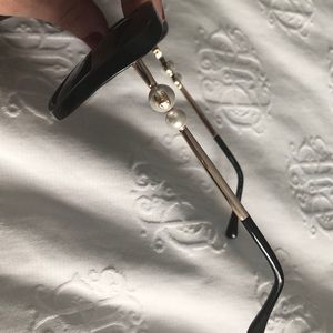 Chanel pearls sunglasses