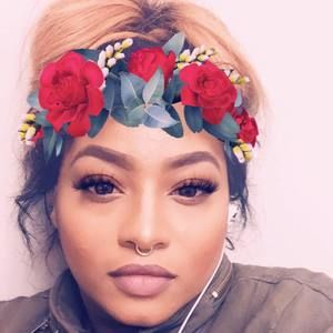 Meet your Posher, Tavia