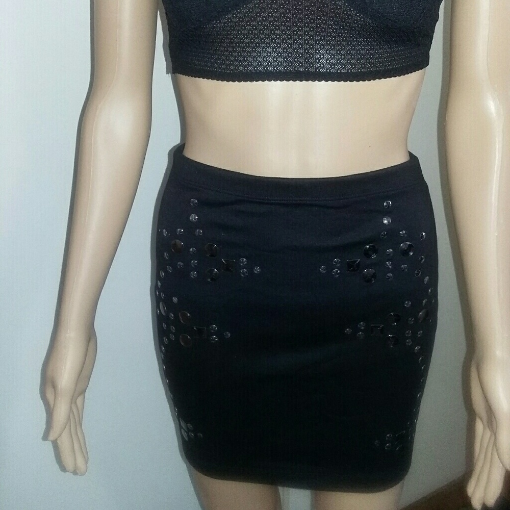 NWOT Nasty Gal gun metal mini skirt