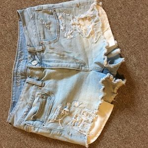 American Eagle Hi-rise Festival shortie