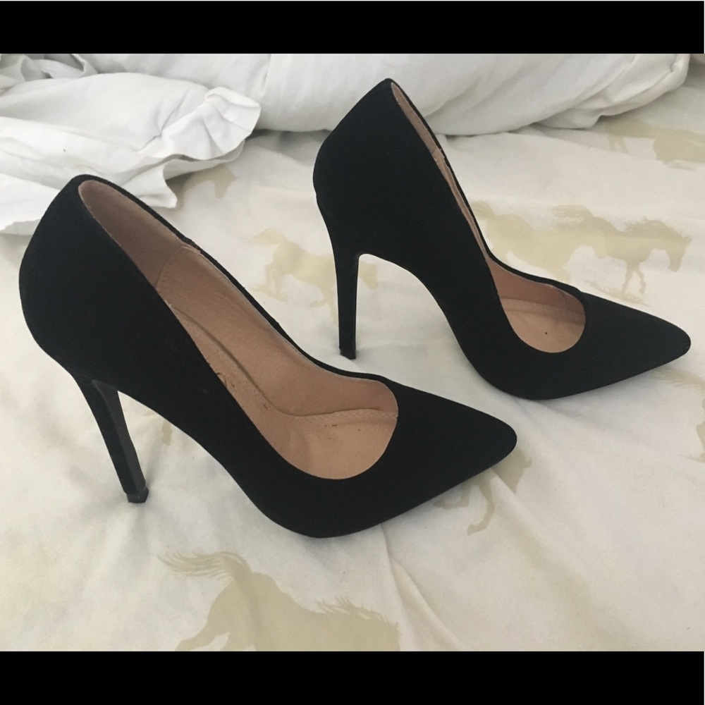 Black heels