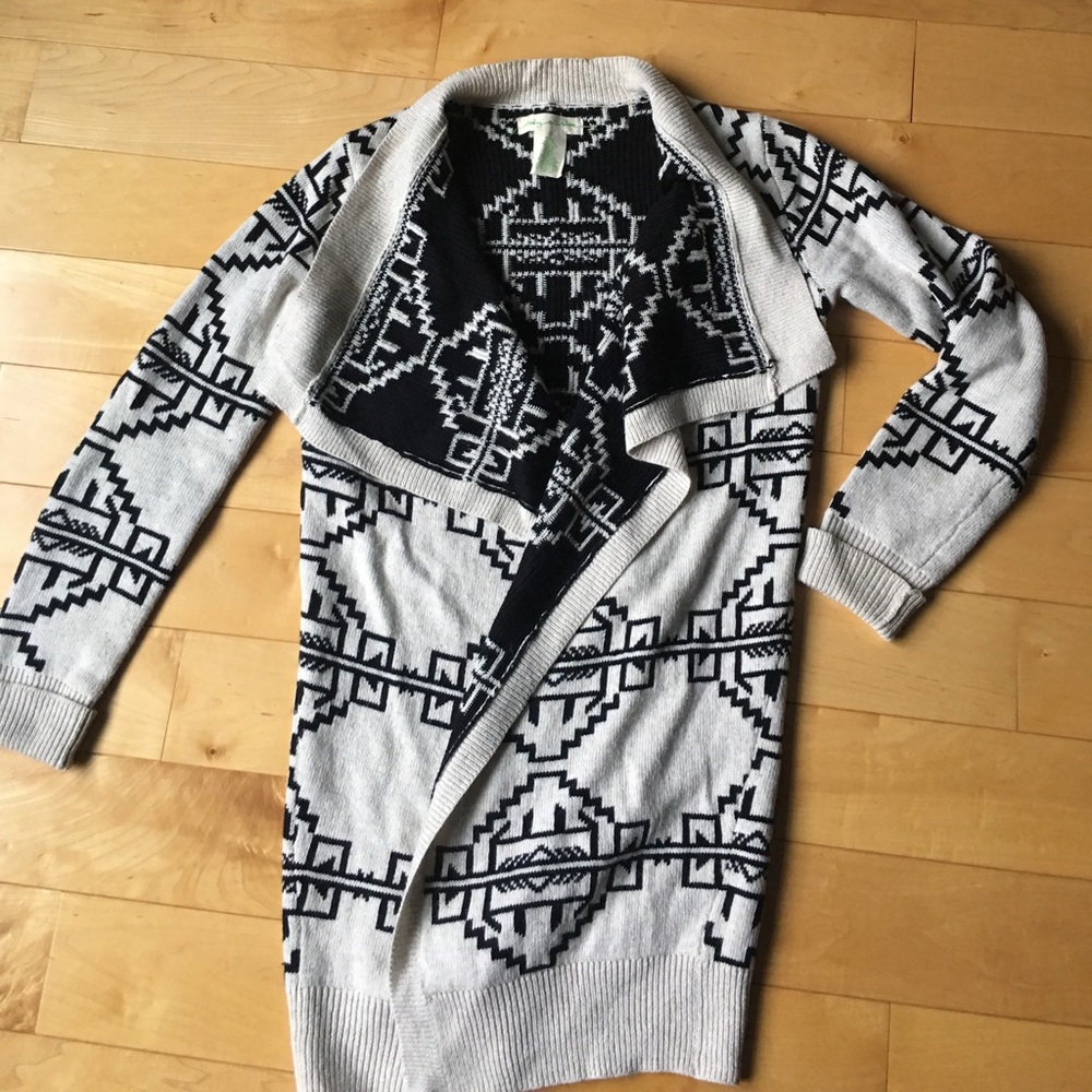 Urban Outfitters cardi small EUC