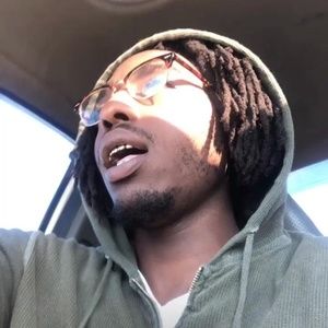 Meet your Posher, Vic