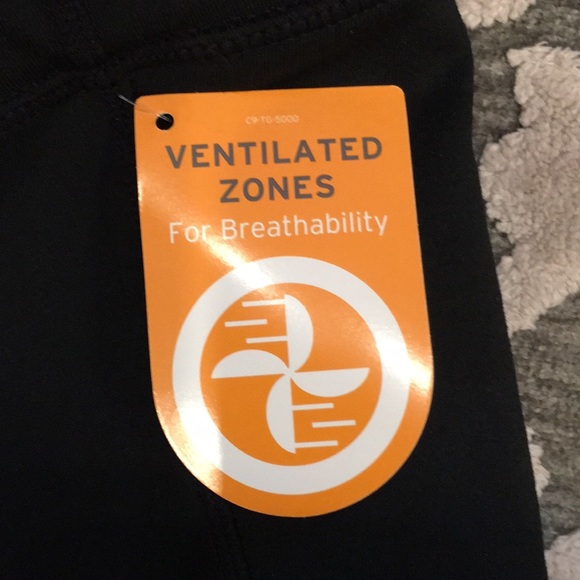 Champion brand new Yoga/exercise Capri leggings - Picture 3 of 6