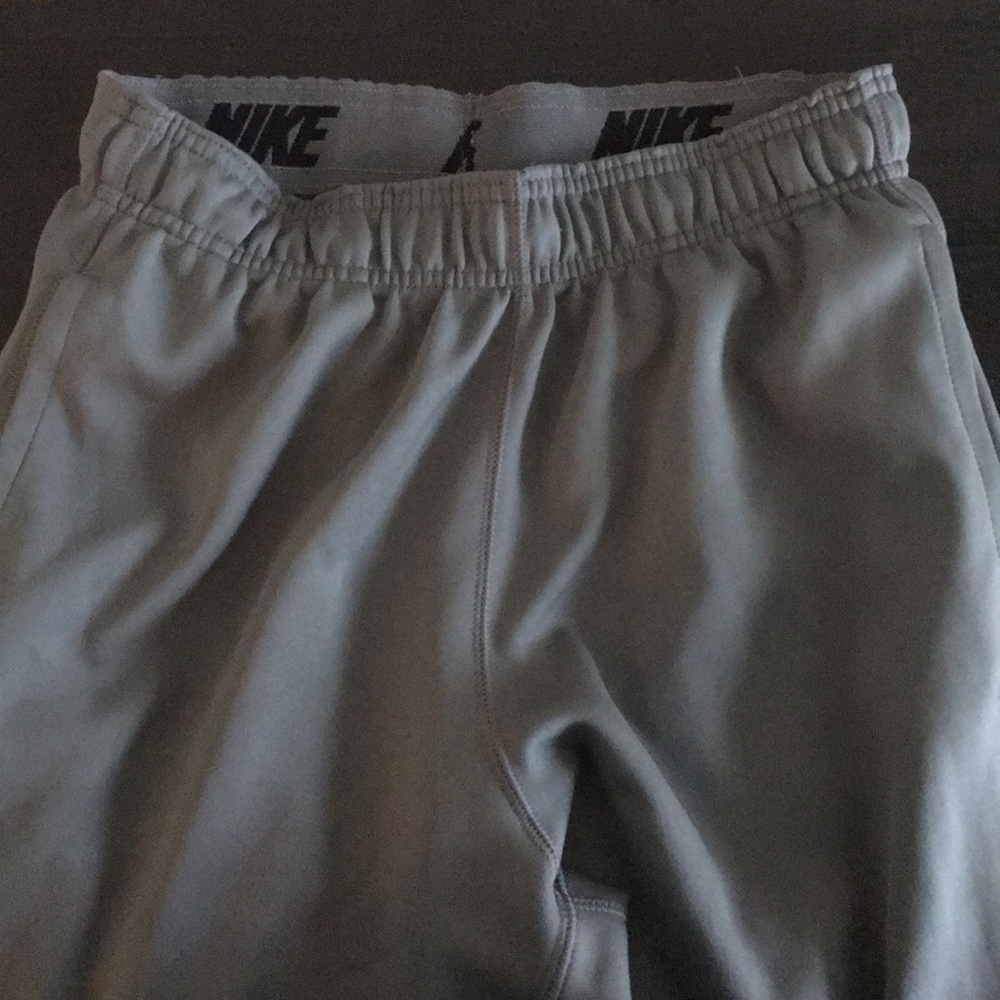 Nike therma-fit