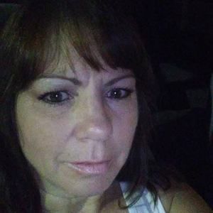 Meet your Posher, Debra