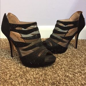 Zebra Stripped Sparkle Heals