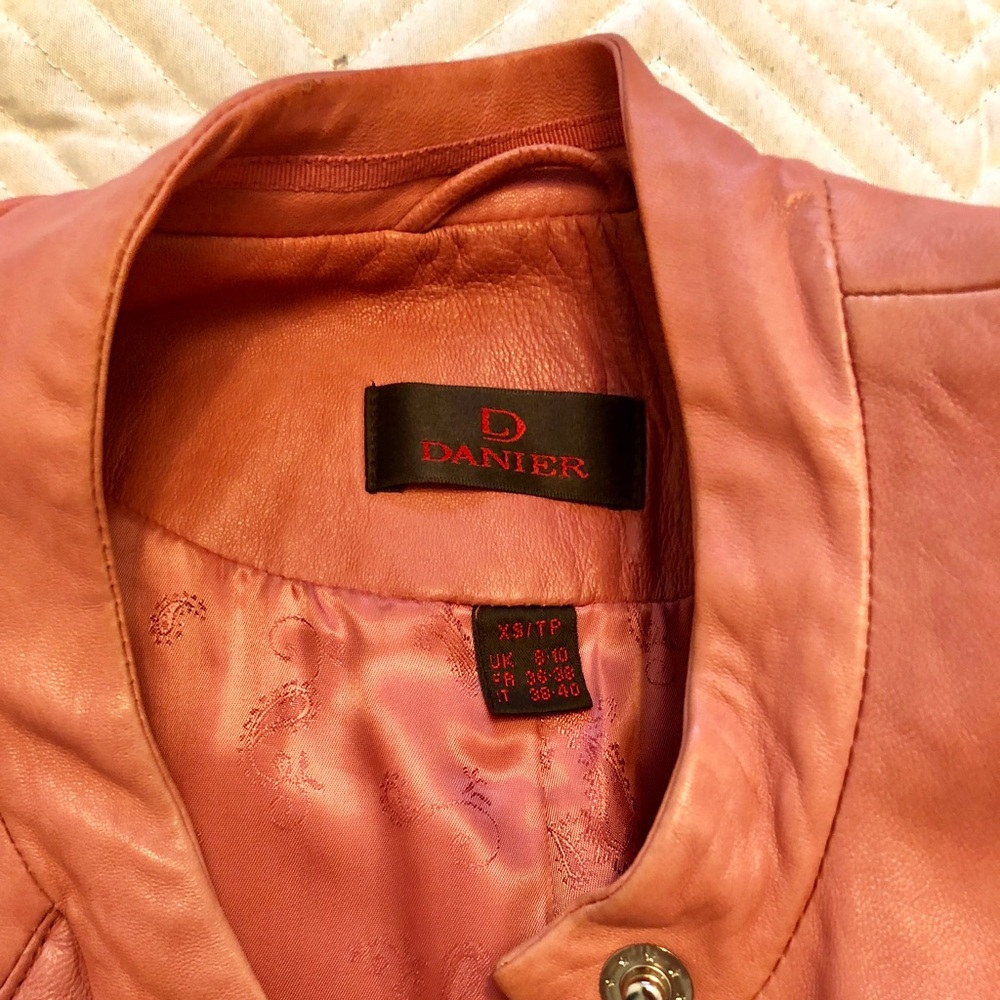 Danier Leather Jacket - image 4