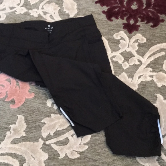 Athleta never worn lightweight excersise legging - Picture 1 of 5