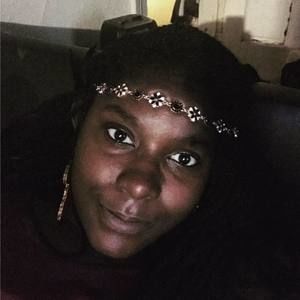 Meet your Posher, Kendra