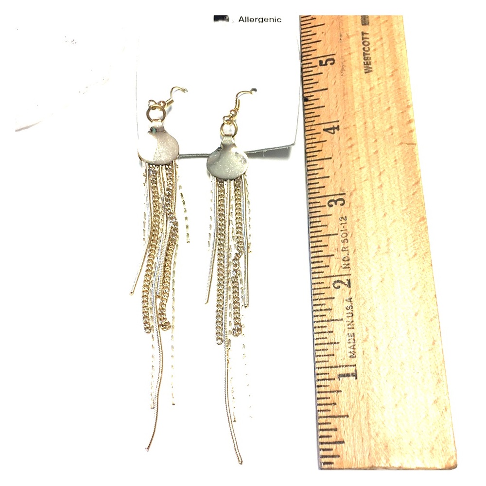Urban Outfitters Nightlife Fringe Earrings - Picture 5 of 5