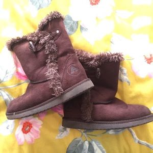 Airwalk faux fur brown boots size 11