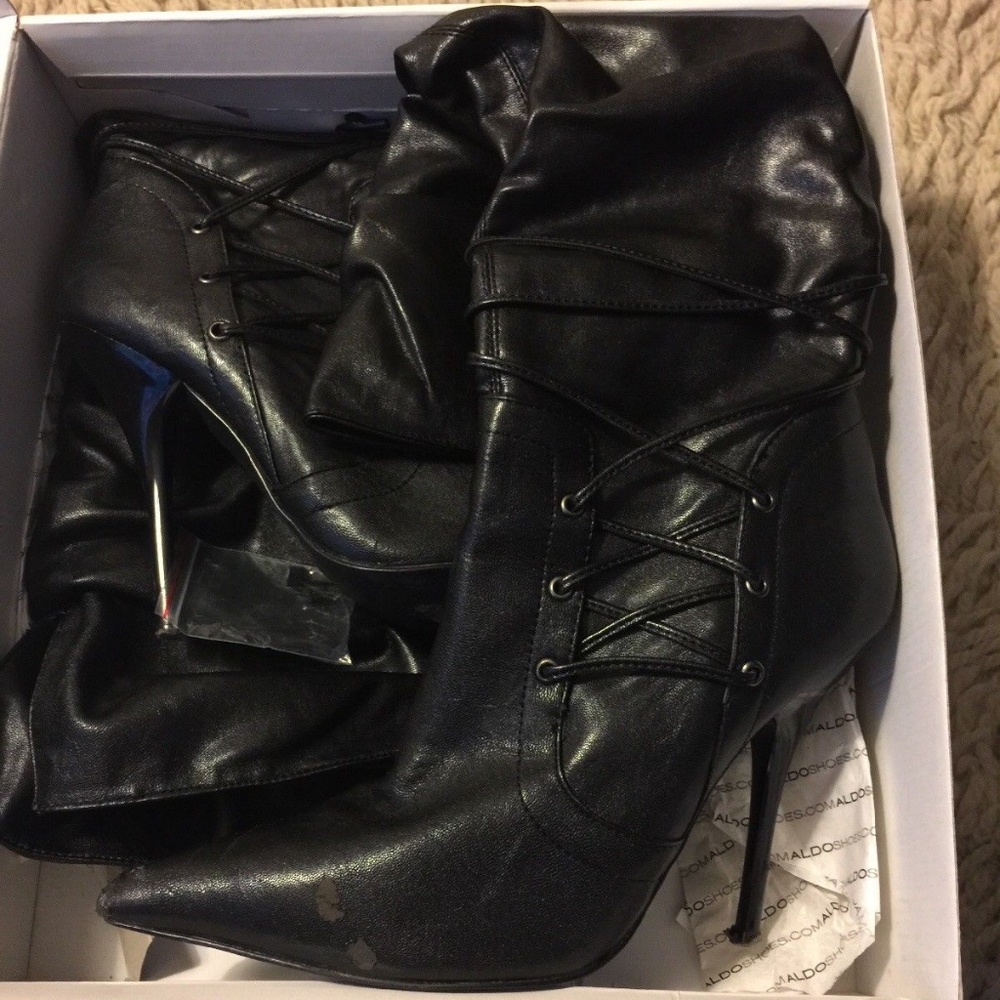 Aldo womens tall black leather boots size 9