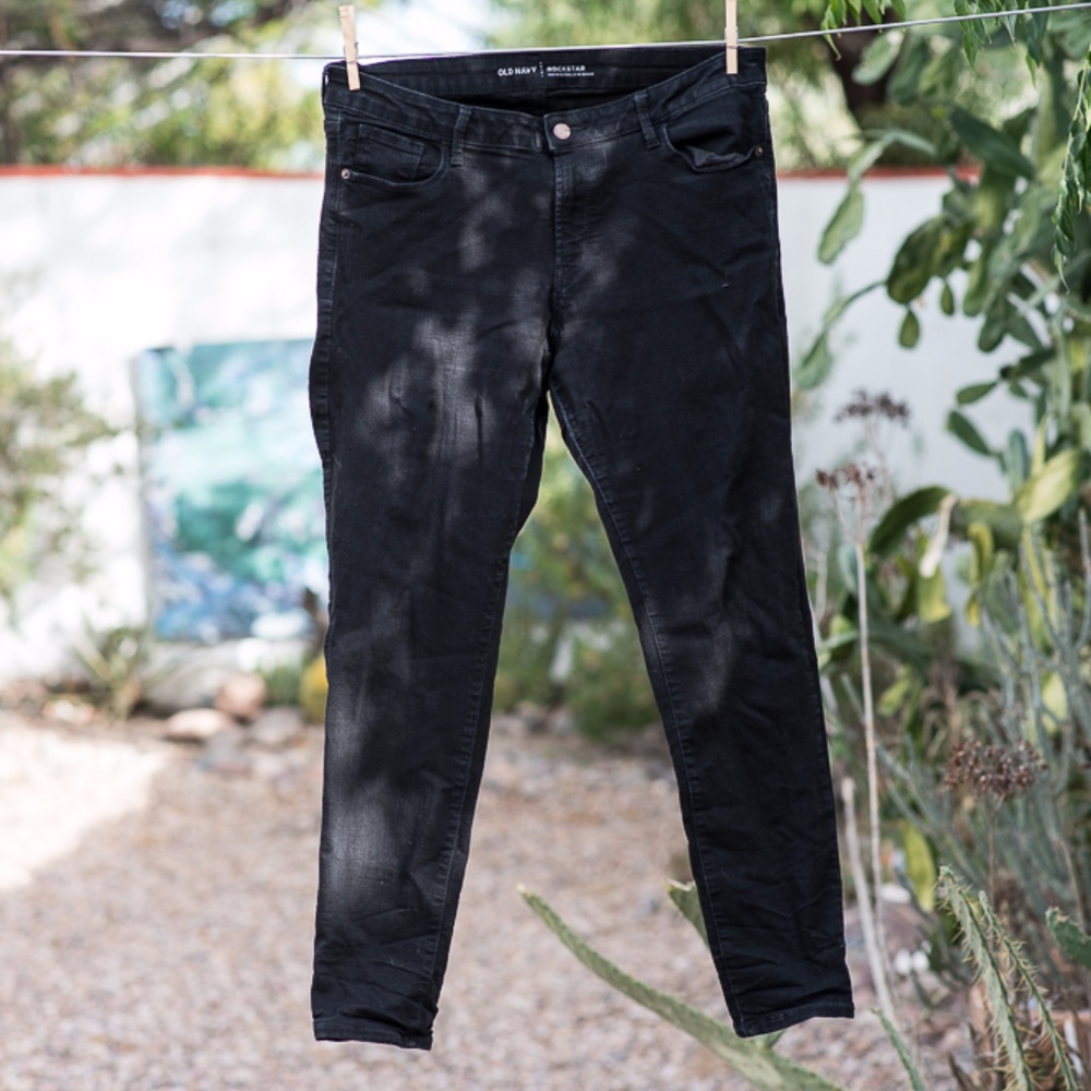 Black ankle length jeans