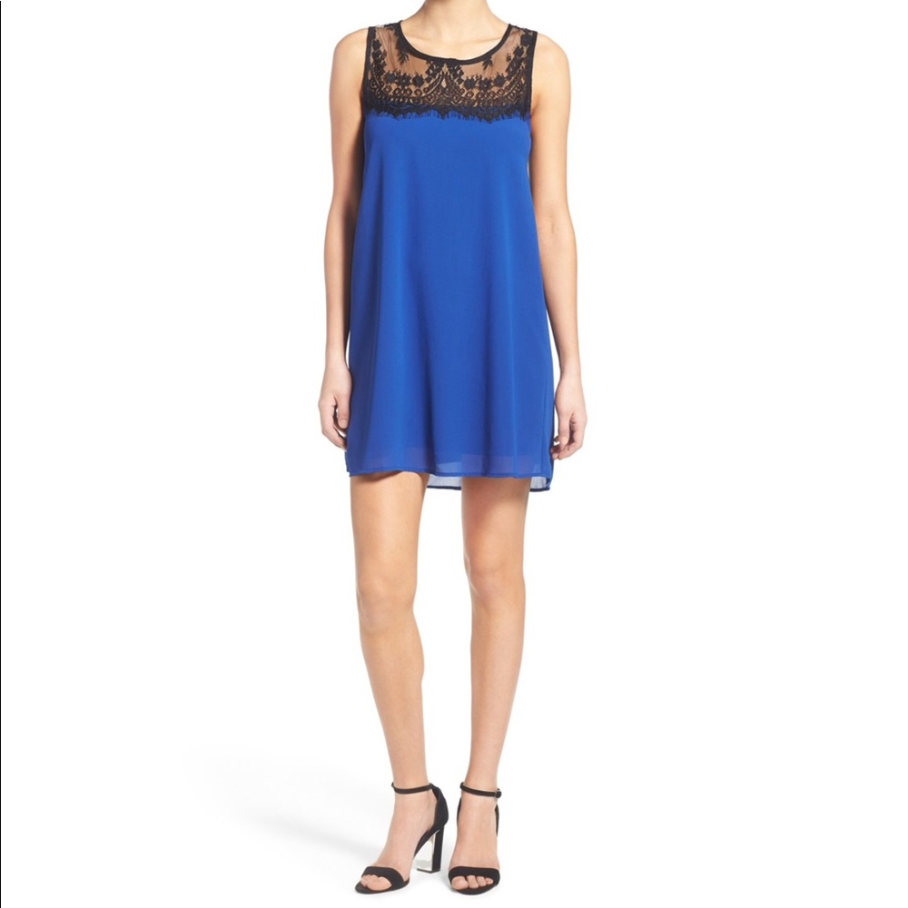 Lace Sleeveless Shift Dress!