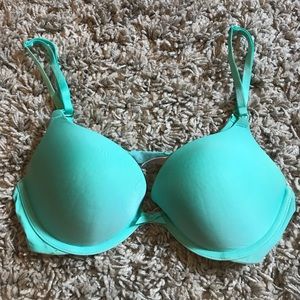 Victoria’s Secret Push-Up Bra