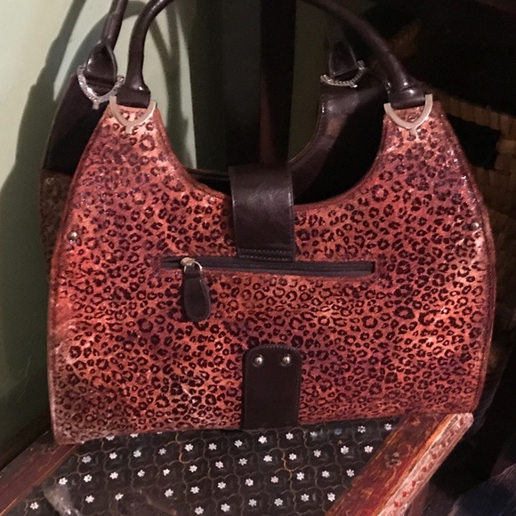 Galian New York Large Leopard/ Cheetah handbag. - Picture 2 of 4