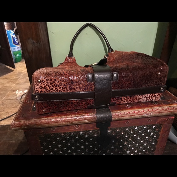 Galian New York Large Leopard/ Cheetah handbag. - Picture 3 of 4