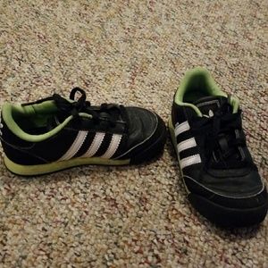 Toddler boy sneakers