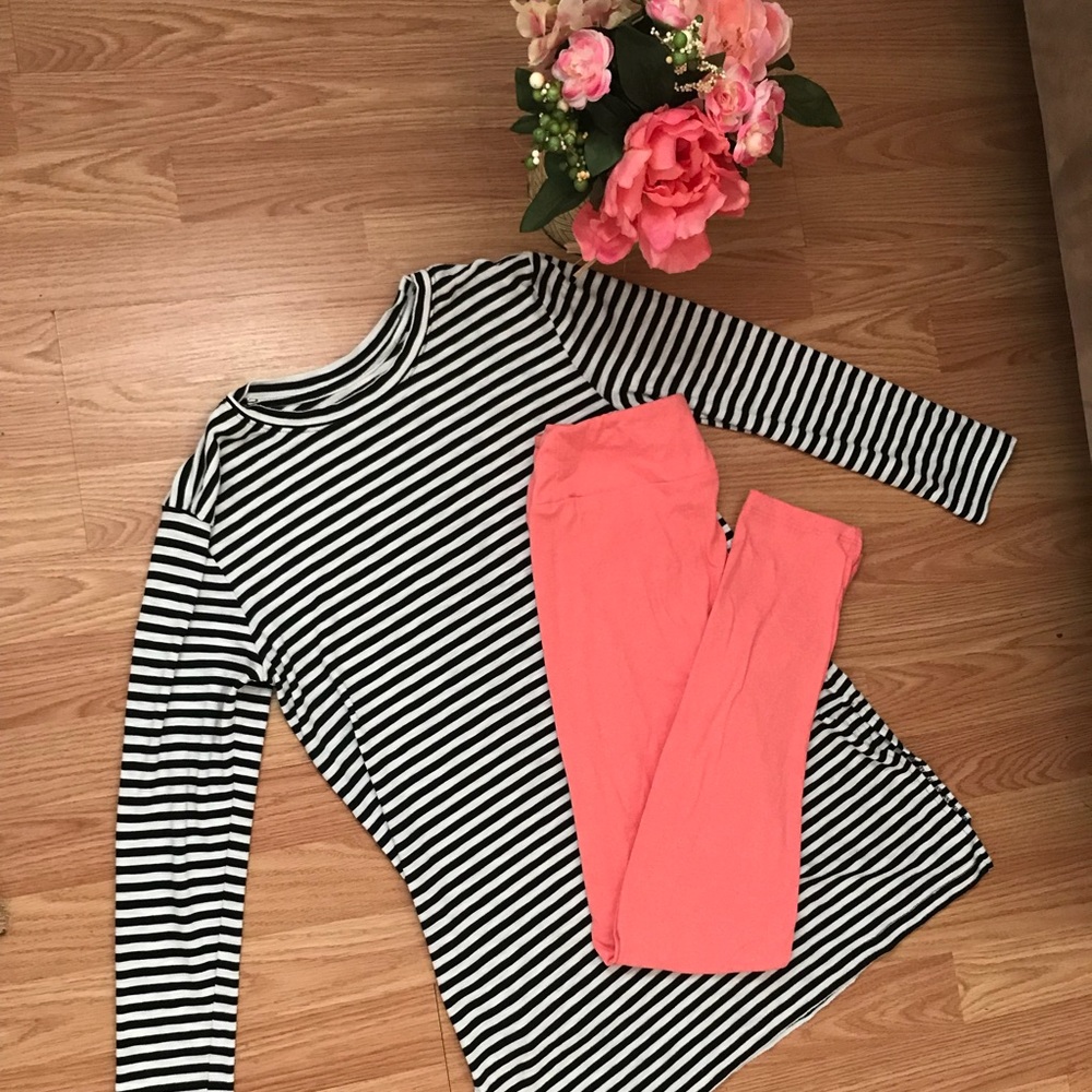 Lula Roe leggings and stripped tunic