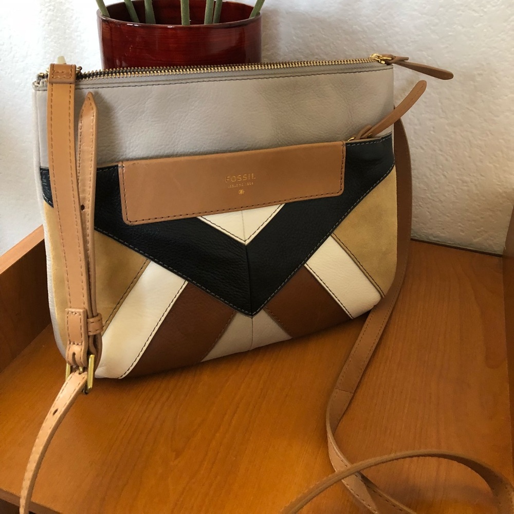 Fossil bag 11”x9”