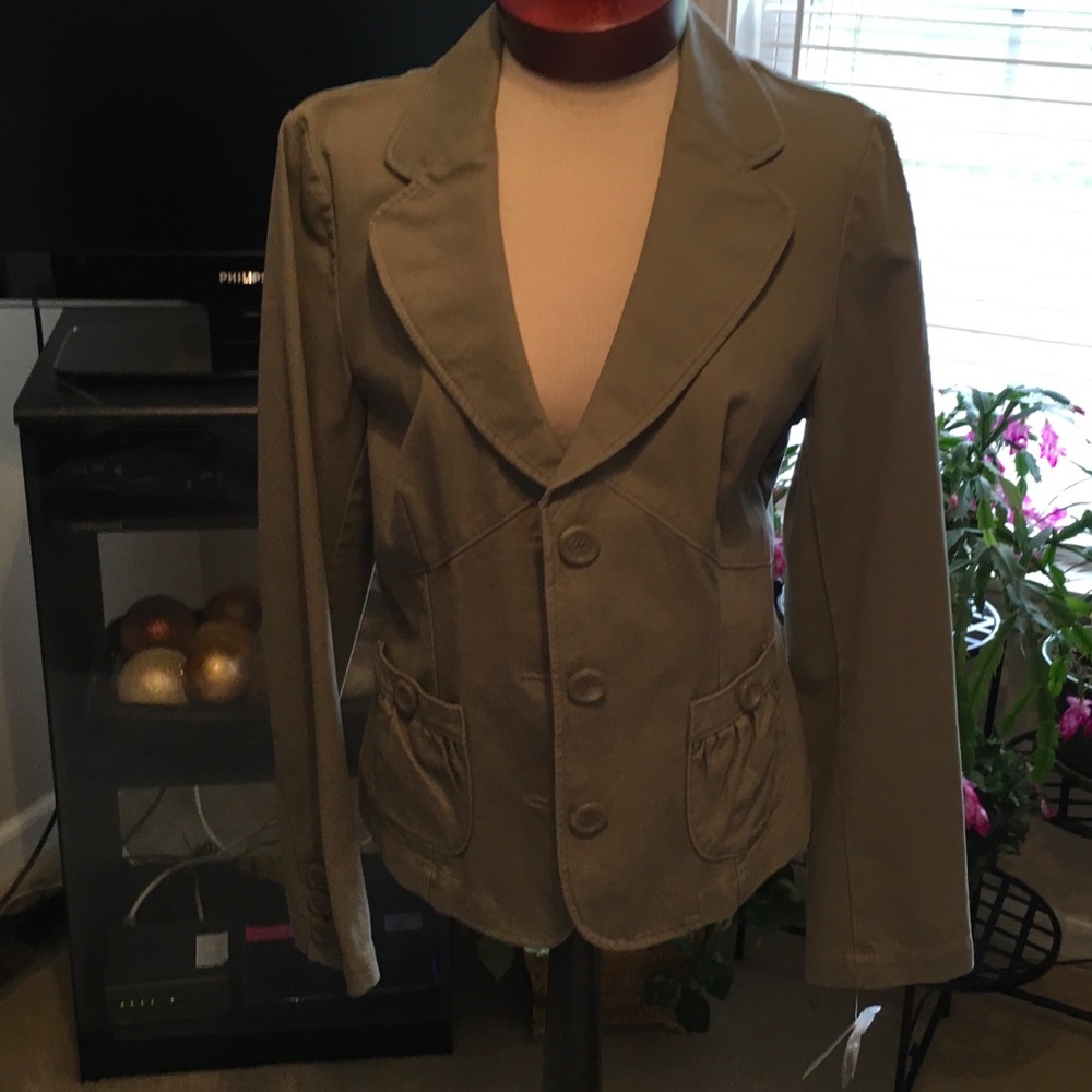 NWT Apt 9 Green Blazer