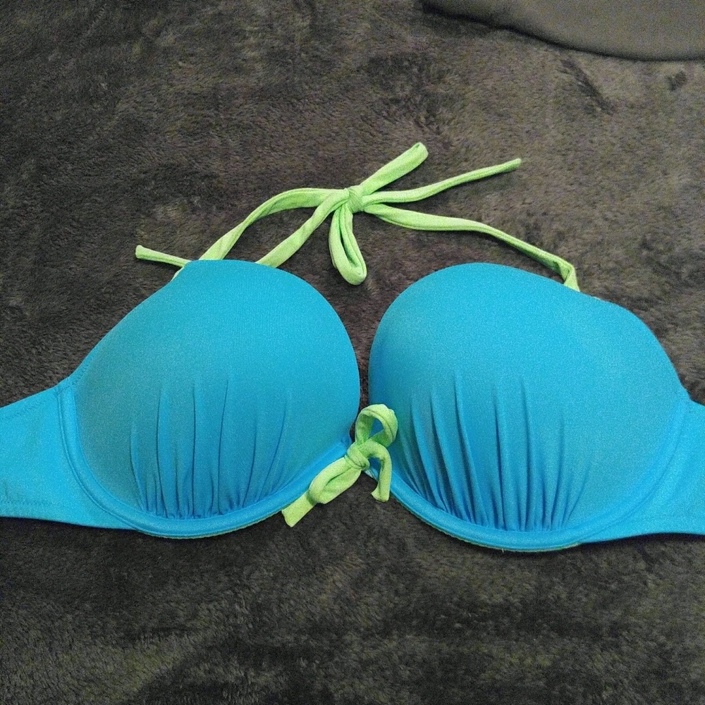 Bikini top