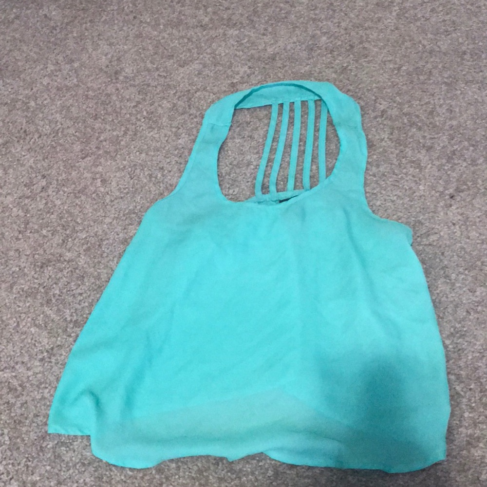 Cute crop top!!