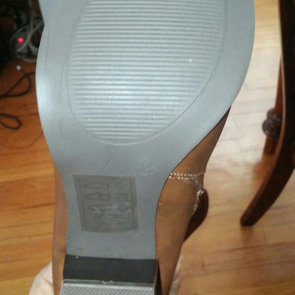 Brown boots - Picture 3 of 5