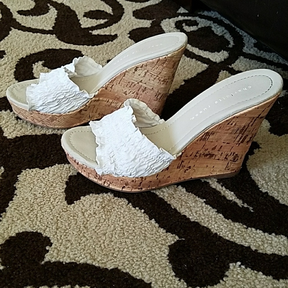 Wedge heel slip on