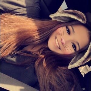 Meet your Posher, Ashley