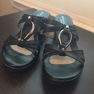 Winter Sale! Naturalizer N5 Comfort Wedges