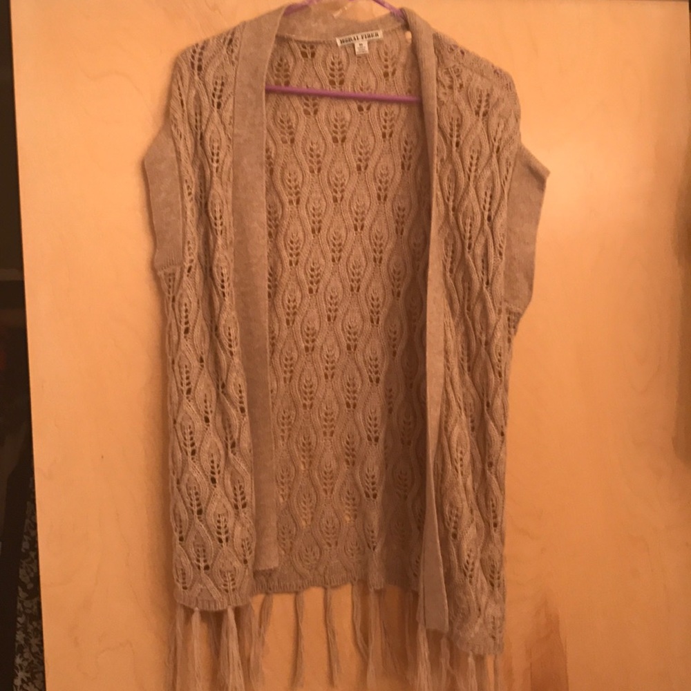 Short sleeved cardigan