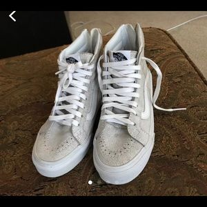 Champagne colored hi-top vans size 5