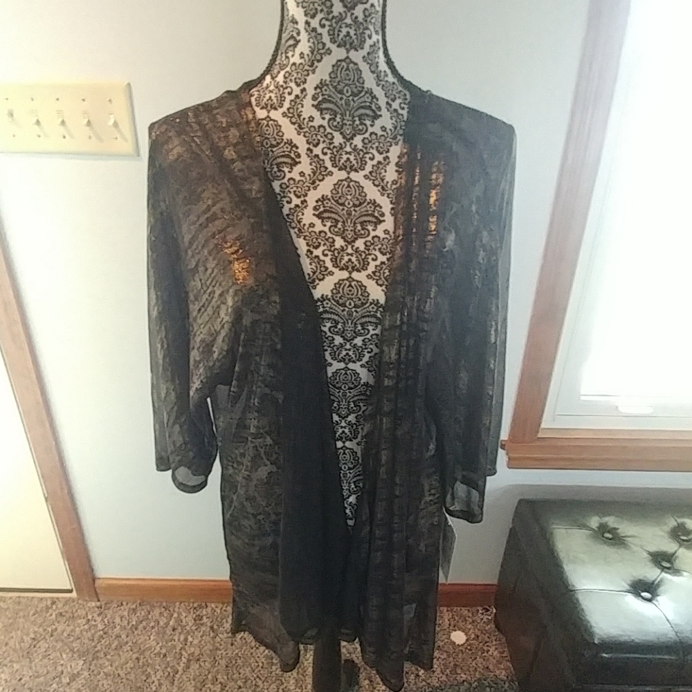 Medium Elegant Lindsey Lularoe