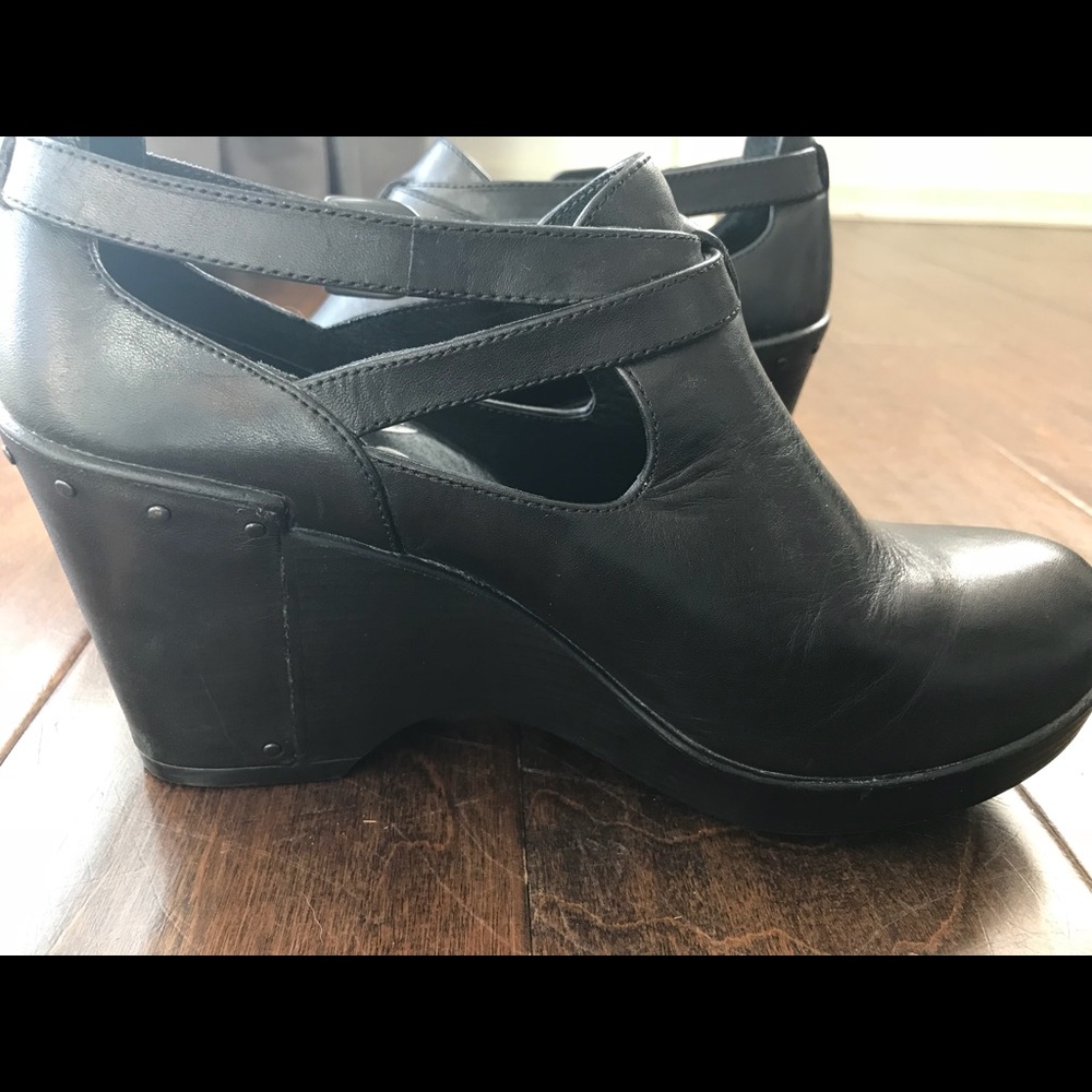 Dansko Franka Wedge ^ Size 39