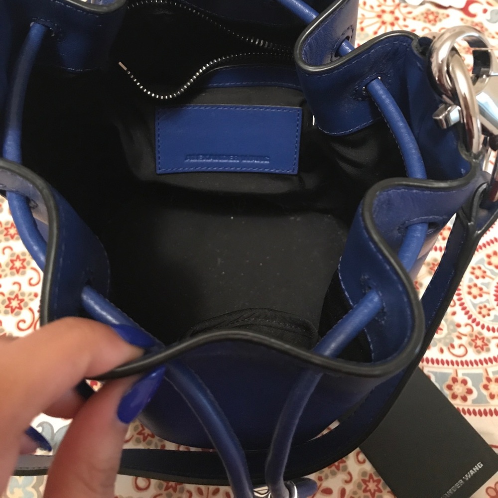 Alexander Wang Alpha Bucket Bag ✨ - Picture 6 of 8