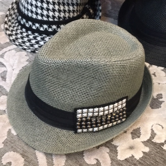 Assorted fedoras - Picture 2 of 8