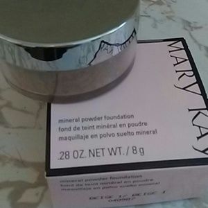MaryKay mineral powder foundation