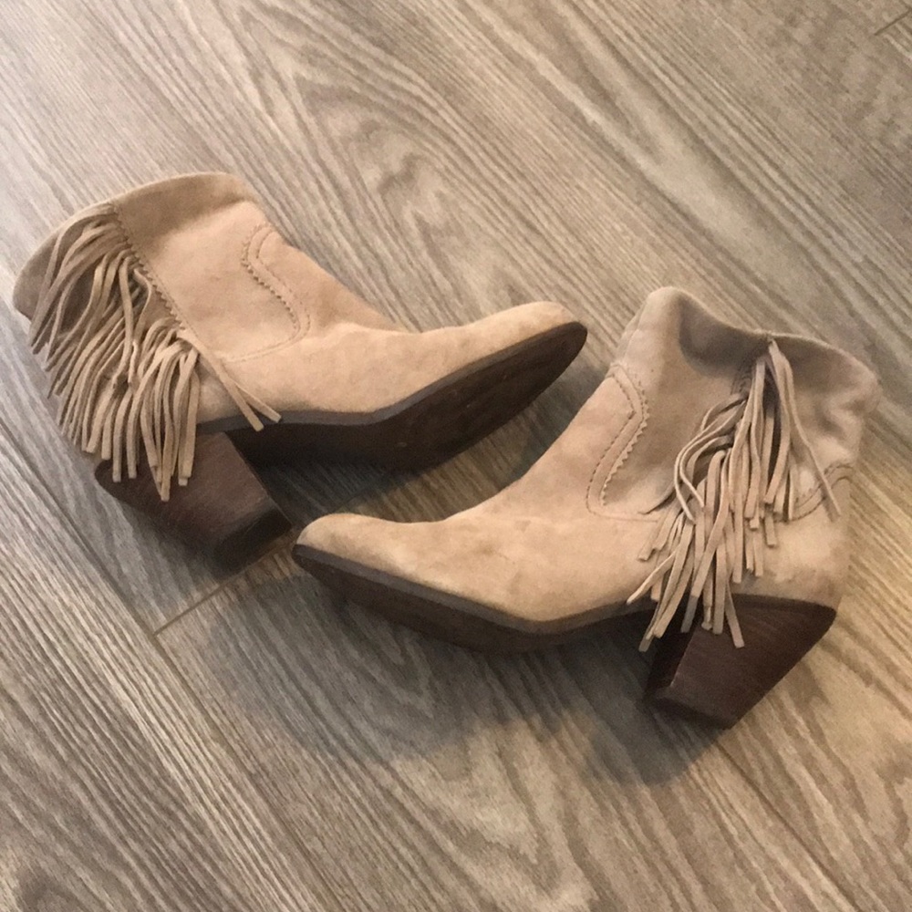 SAM EDELMAN Tan Louie Booties!