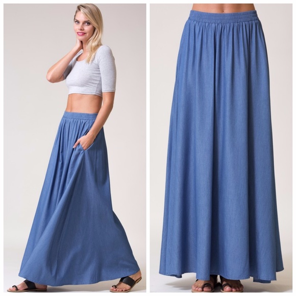 🦋MAKE AN OFFER!🦋 Denim/Chambray Maxi, Pockets - Picture 3 of 4