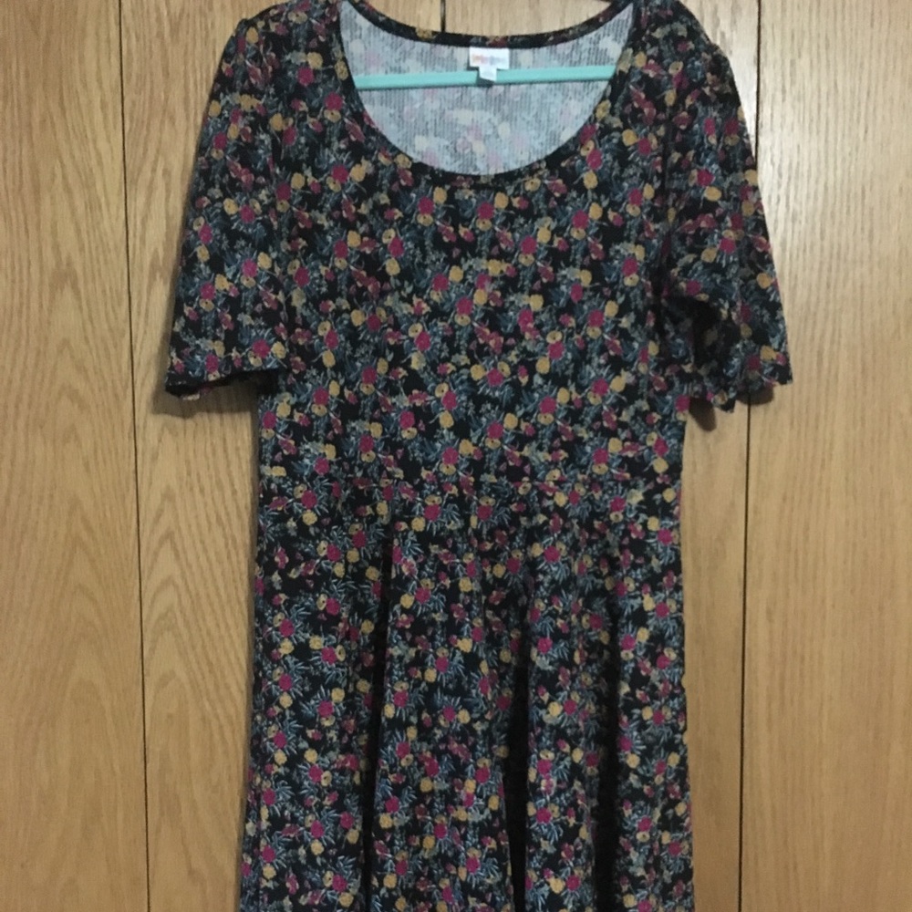 Floral Nicole Dress 🌸