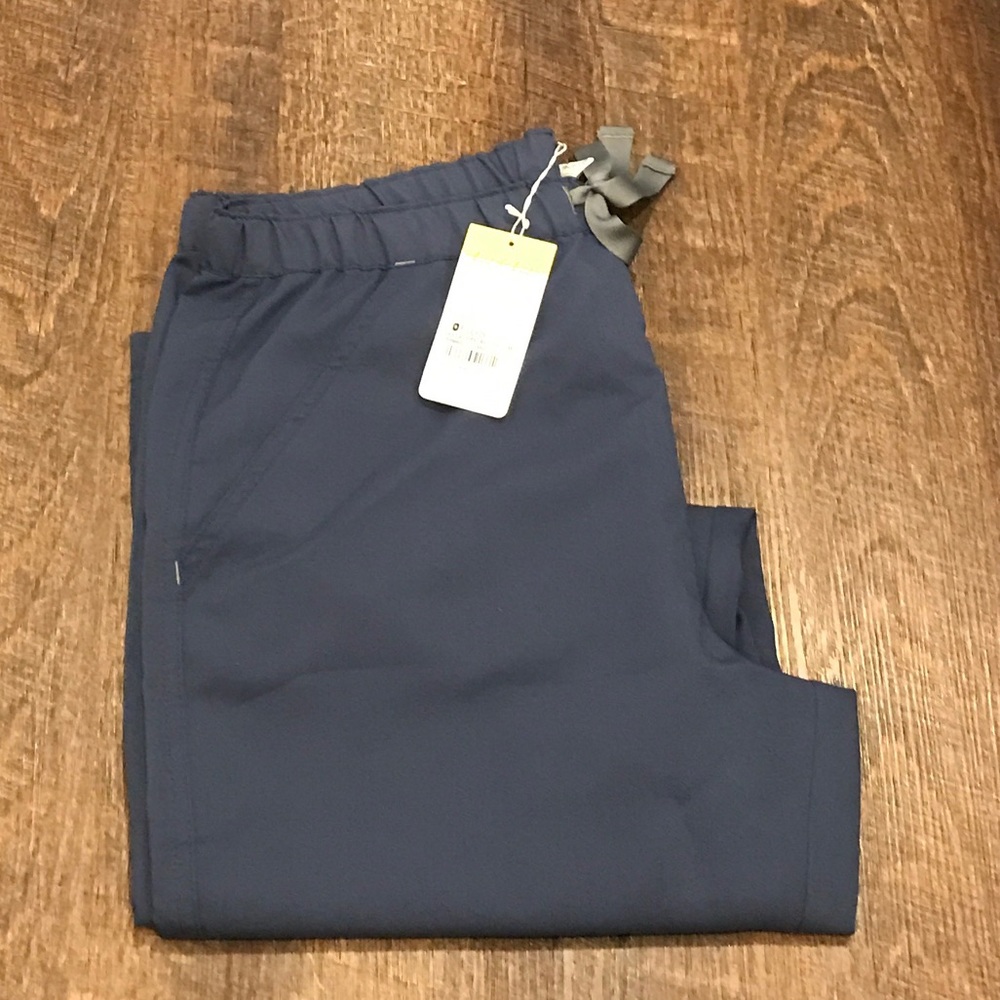 FIGS Men's Basic Scrub Pants