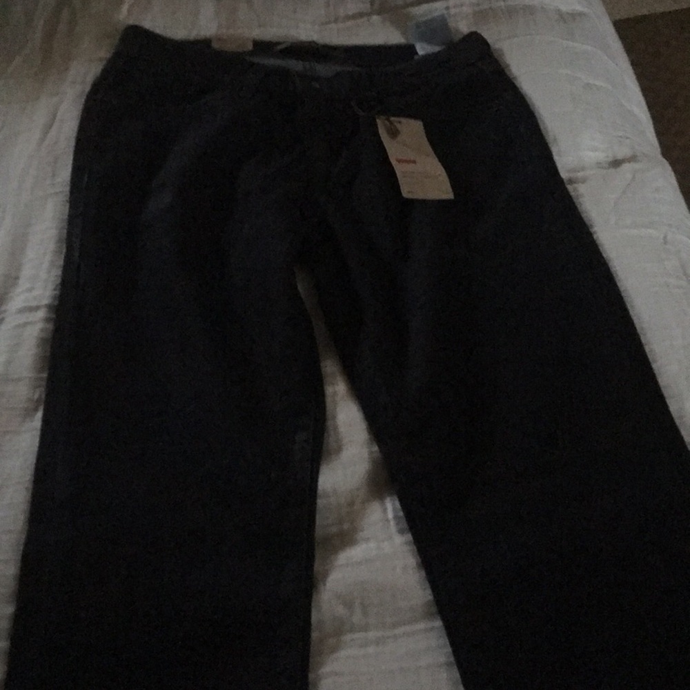 Levi’s mid rise skinny jeans