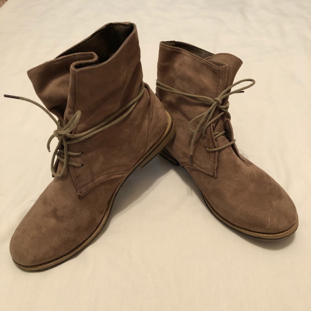 Maurices Brown Bonnie Booties Boots Size 10