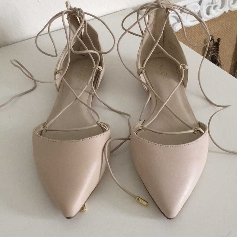 Nude strappy flats