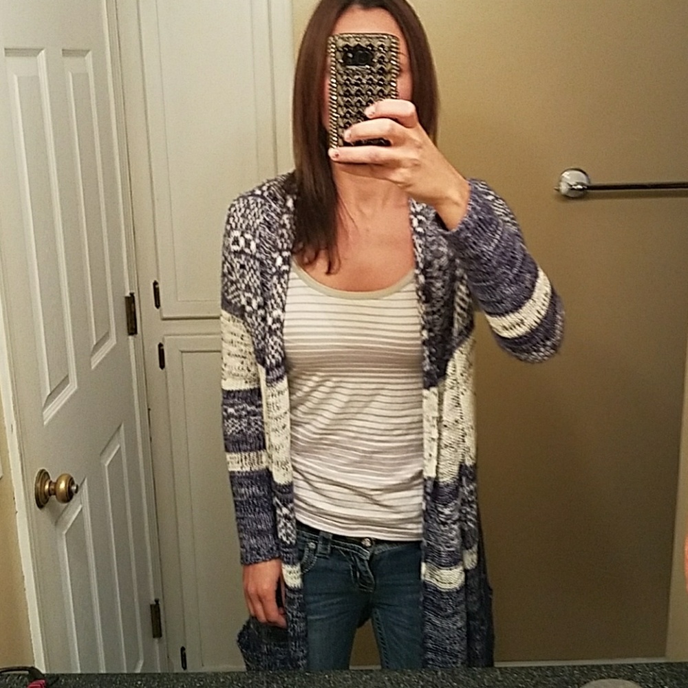 Cozy Sweater 😊😊😊