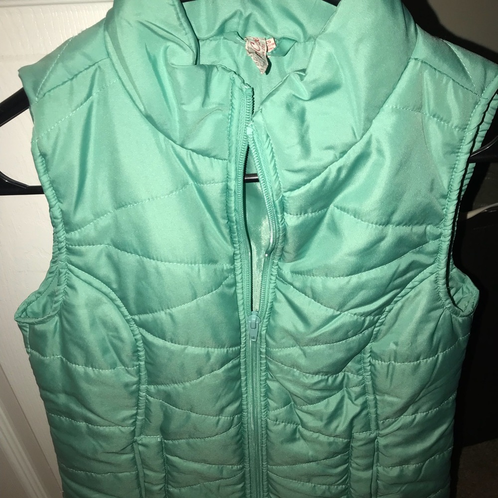 Mint green puffer vest
