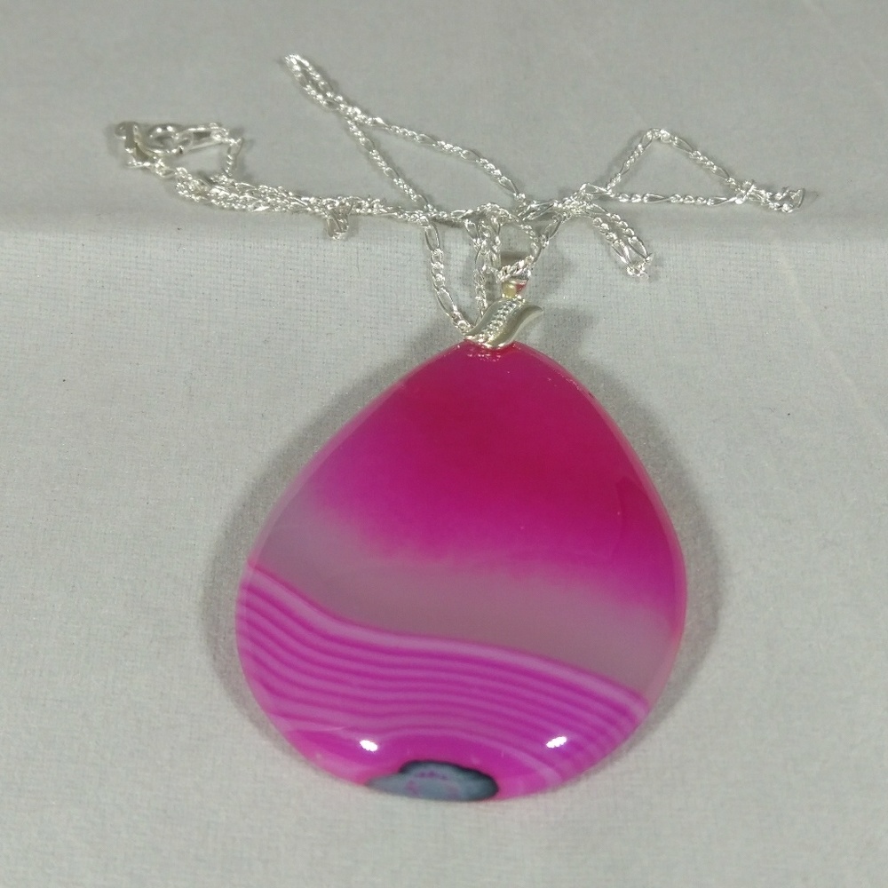 925 Sterling Silver Pendant Pink Agate