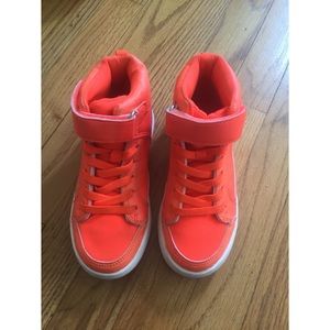 Hm boys orange high tops.